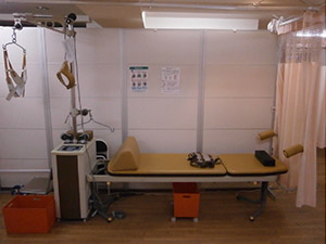 関節・筋肉の柔軟性を高める首・腰牽引治療器